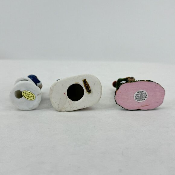 Vtg Christmas Village Accessories 3 Miniature Figurines 2 White Picket Fence - Picture 7 of 16